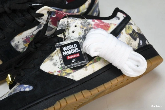 Supreme Dunk SB FD8778-001  Nike Low Rammellzee 0825
